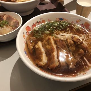 排骨麺(魏飯吉堂)