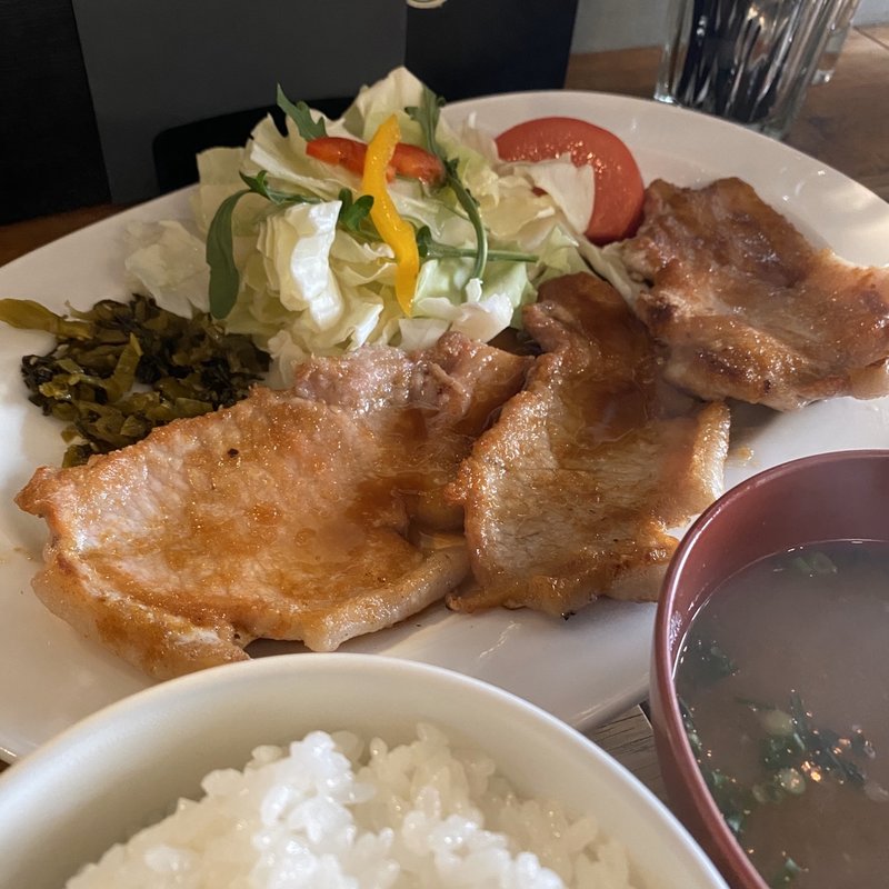 生姜焼き定食(ヴィネリア　サクラ　ランドリー （Vineria Sacra Laundry）)