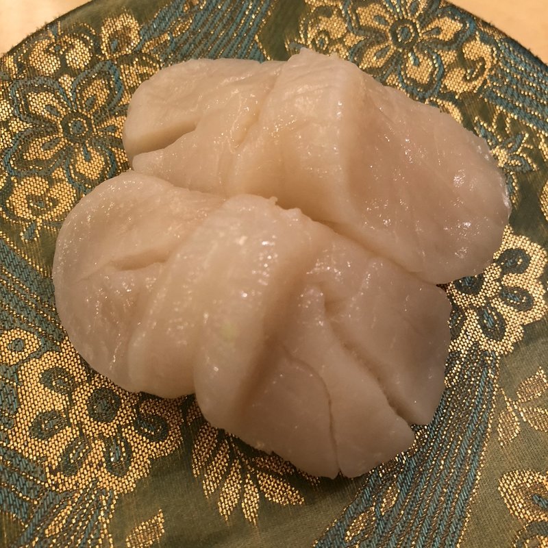 ほたて(回転寿司函館まるかつ水産 本店)