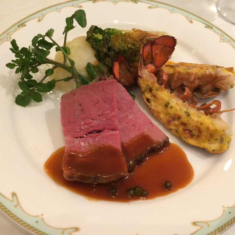 (S.S.コロンビア・ダイニングルーム)