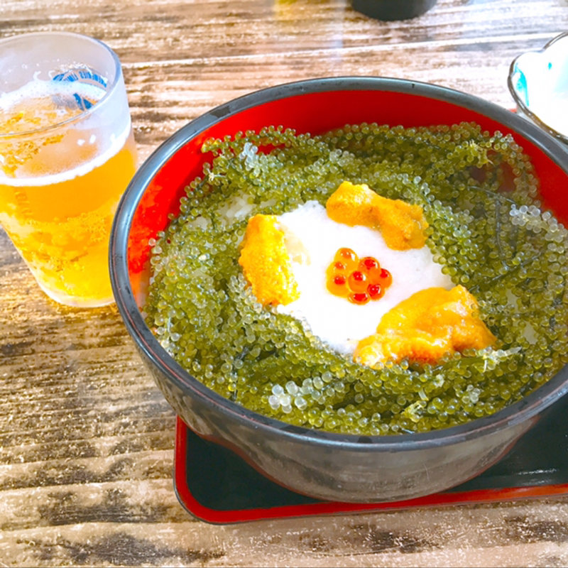 名物！海ぶどう丼(元祖 海ぶどう 本店 （うみぶどう）)