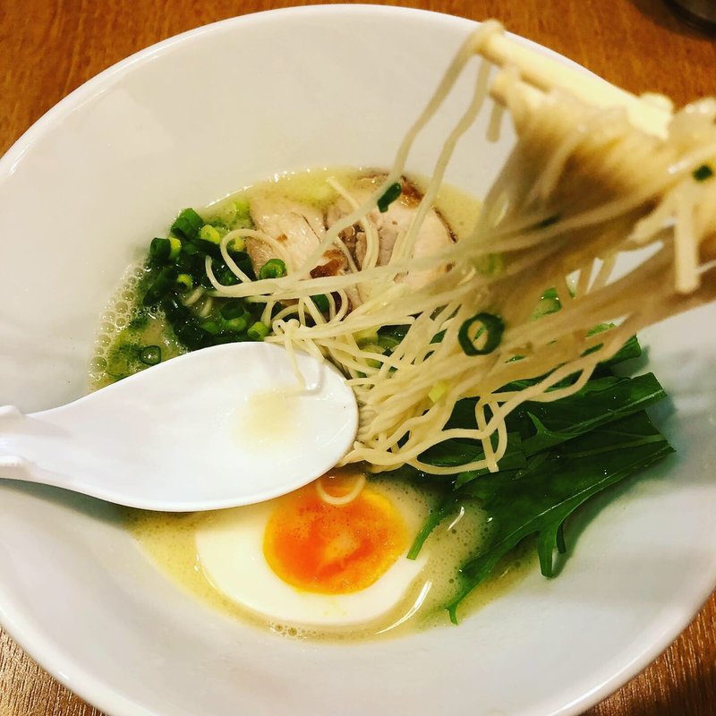 (ラーメン屋 まる)