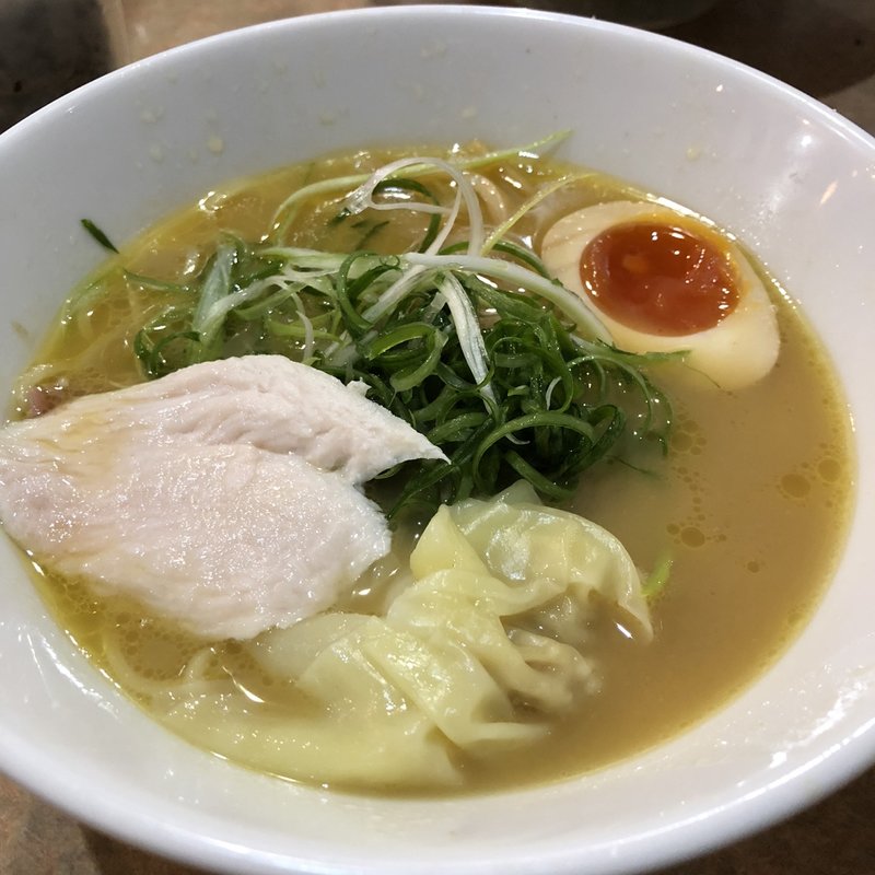 鳥白湯ラーメン(虎一番 （とらいちばん）)