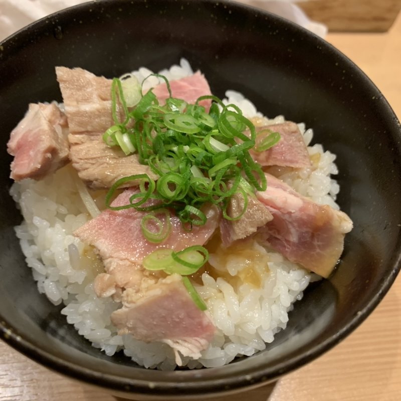 チャーシュー丼　小(塩そば まえだ )
