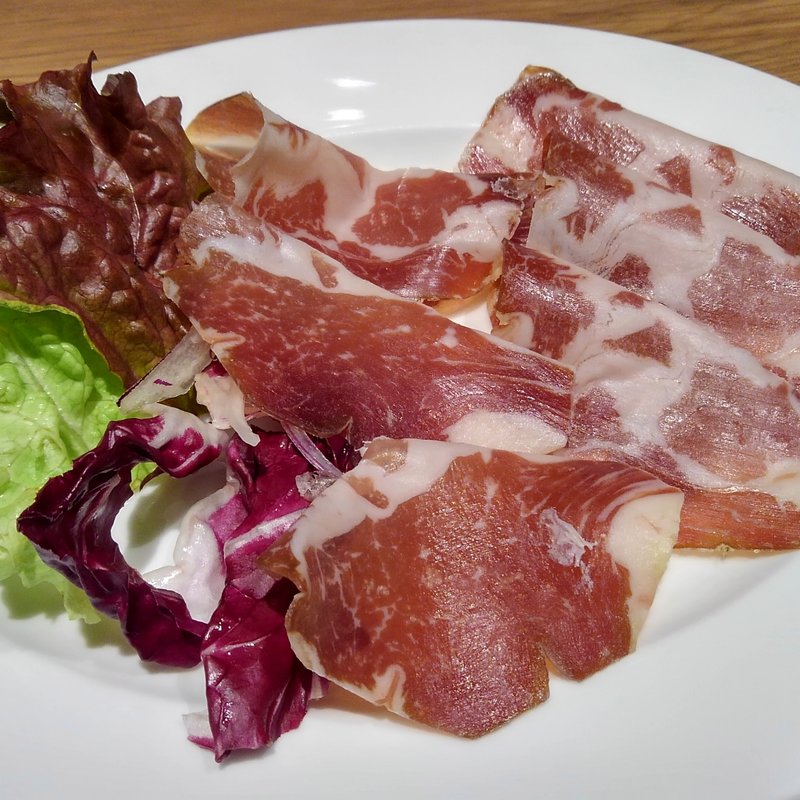 生ハム(深川ワイナリー東京)