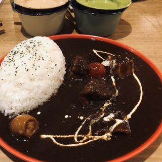 ビーフカレー(YOUNG)