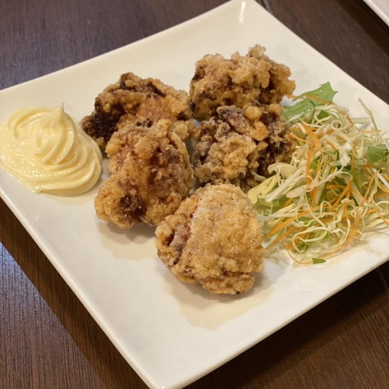 唐揚げ(デェイブキッチン木屋町先斗町店)