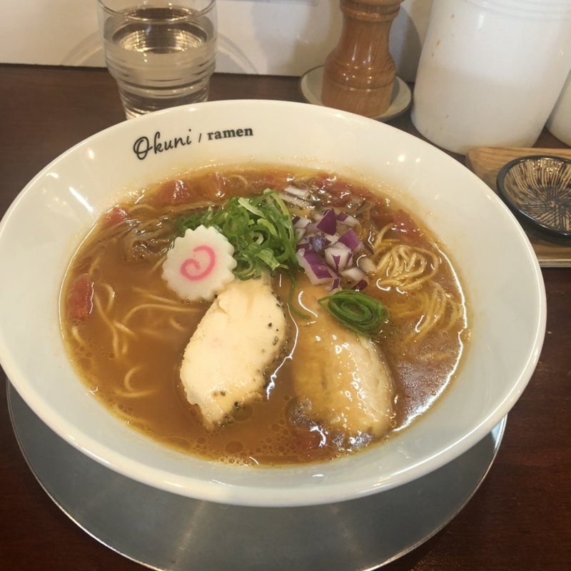 トマトラーメン(おくにらーめん)