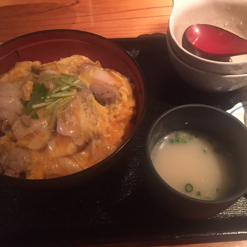 親子丼(とり料理専門店 自由が丘 鶏匠)
