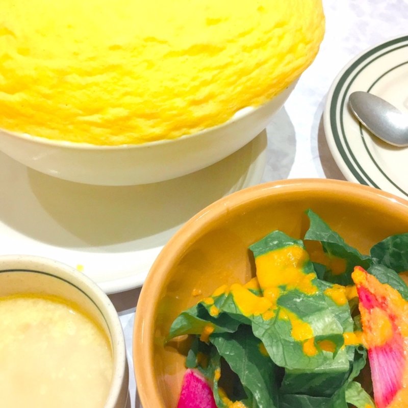 季節の野菜オムレツ(トマトソース付き)(イエローマークス)