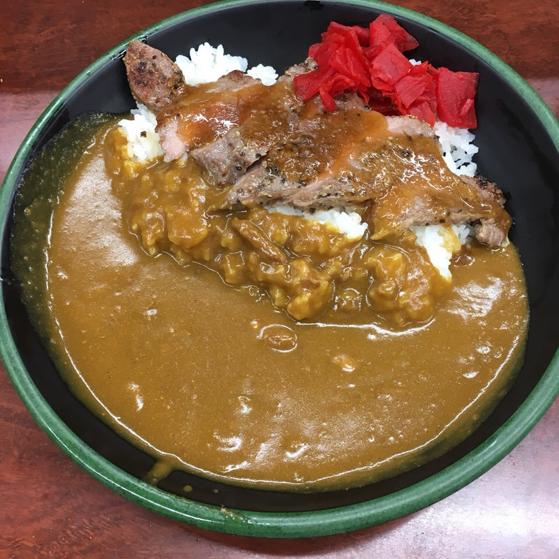 ステーキカレー(そば処 新田毎)