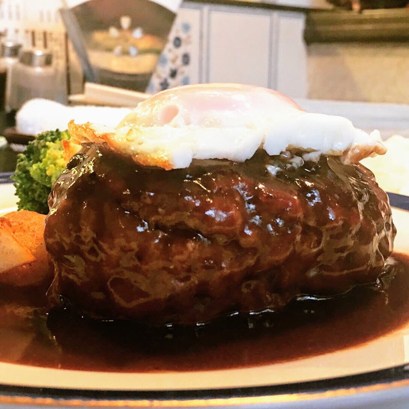 ハンバーグ(グリル佐久良)