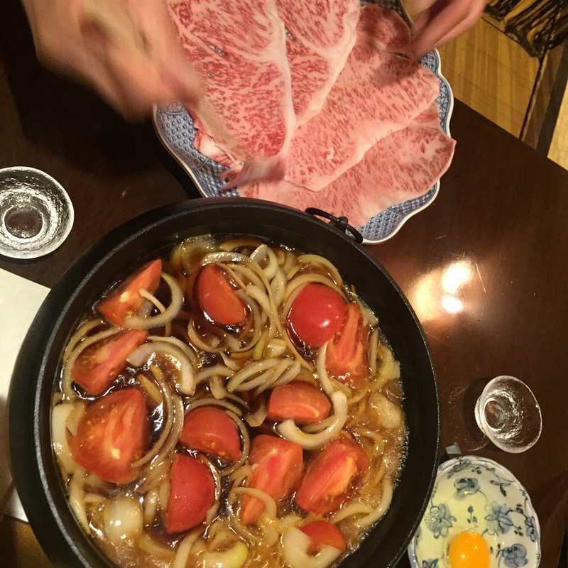 トマトすき焼き(肴割烹酒処武儀一)