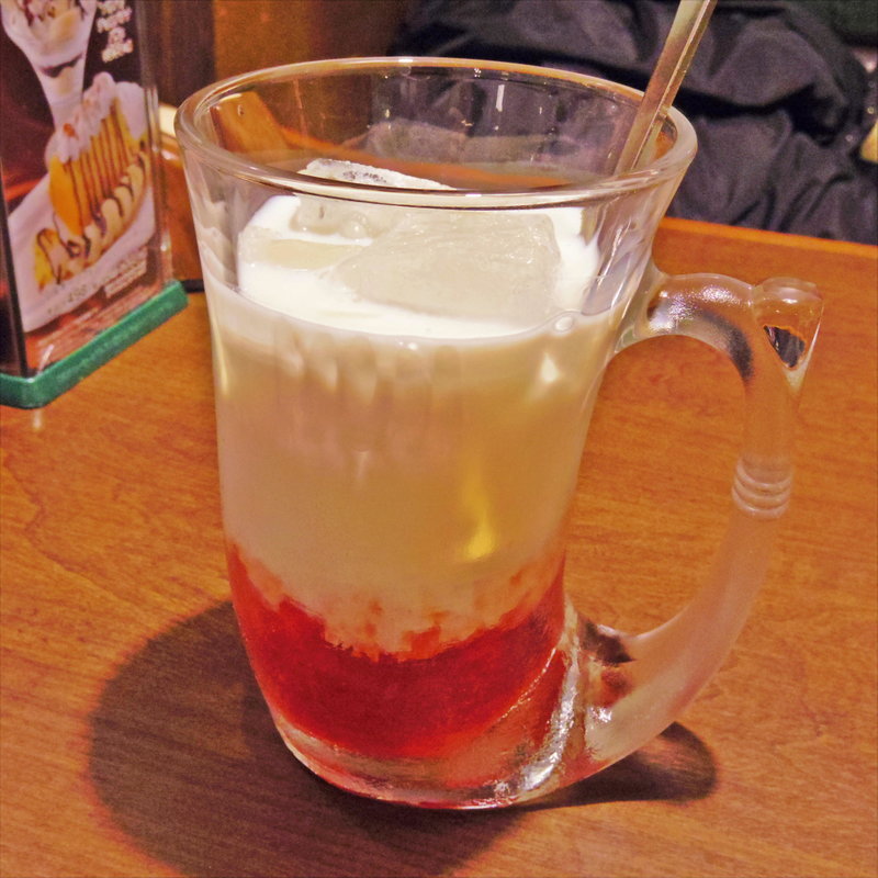 つぶつぶ食感イチゴミルク(びっくりドンキー 水沢店 )