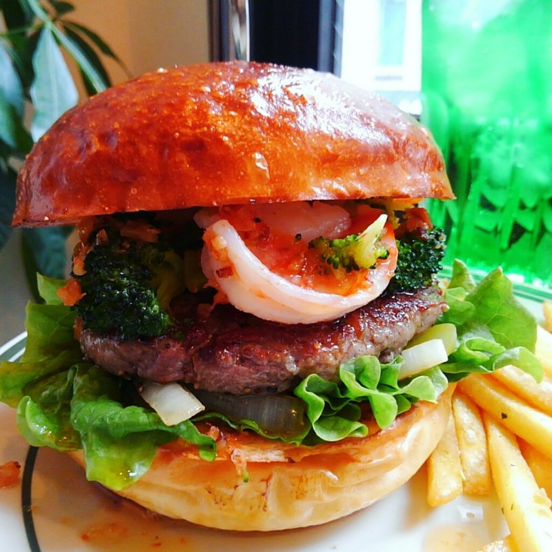海老とブロッコリーガーリックオイルバーガー(ザ マンチーズ バーガーワークス （THE MUNCHIES BURGER WORKS）)