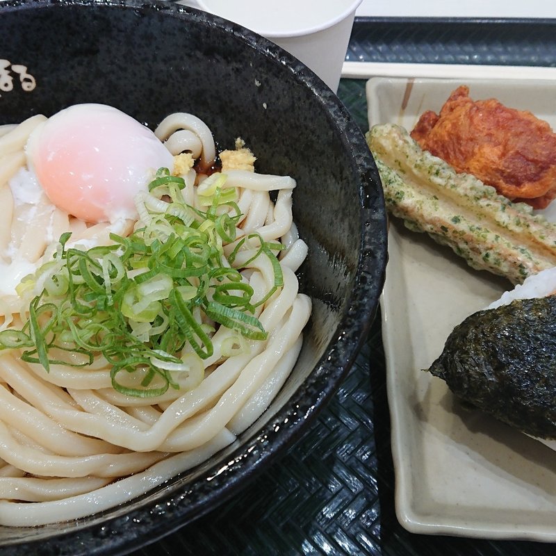 温玉ぶっかけ＋とり天＋ちくわ天＋おにぎり(うまげな グランツリー武蔵小杉店)