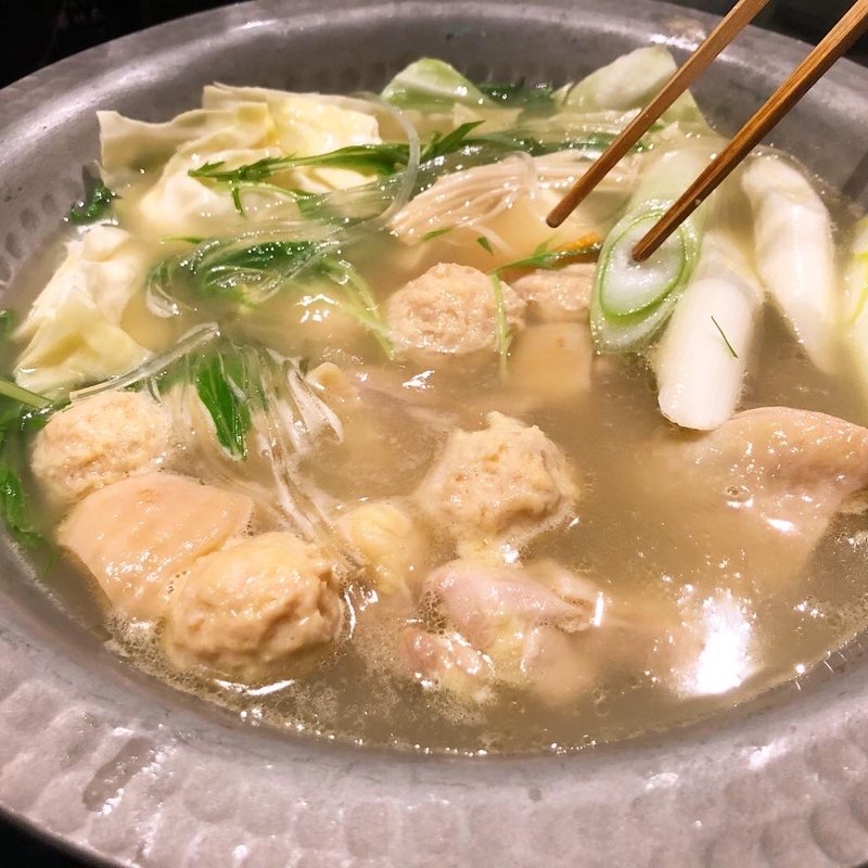 (水たき料亭 博多華味鳥 天神店)