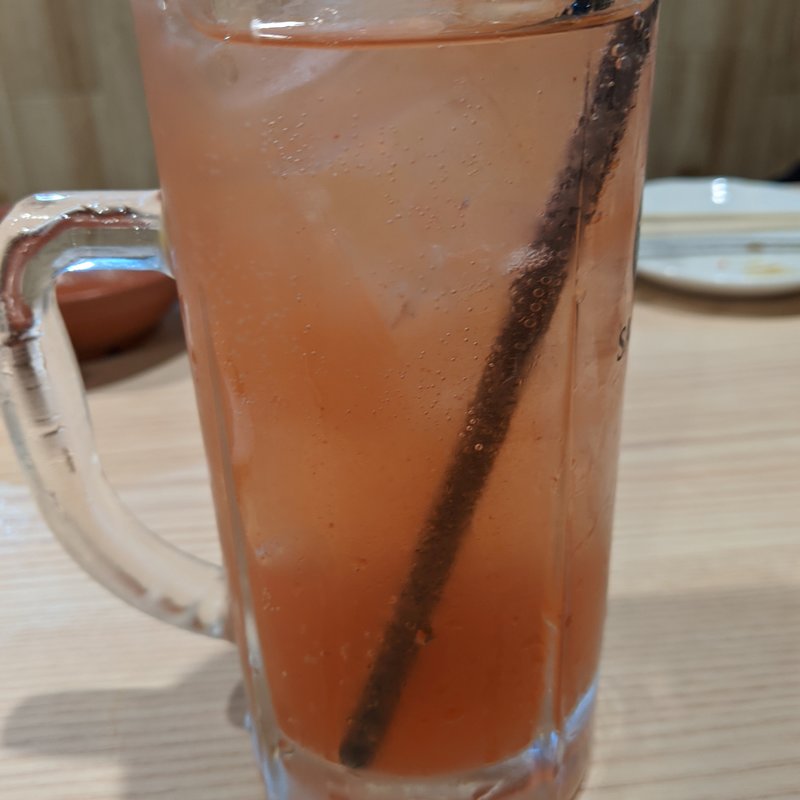 贅沢恋梅サワー(ふれあい酒場 ほていちゃん 野毛店)