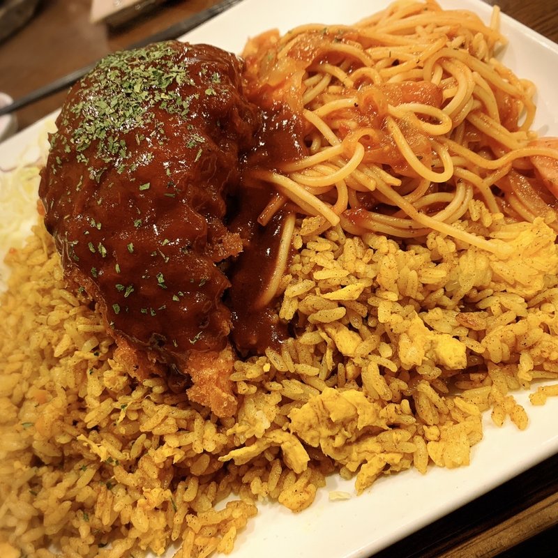 ハローのトルコライス(ハローコーヒーガーデンズ千早店)