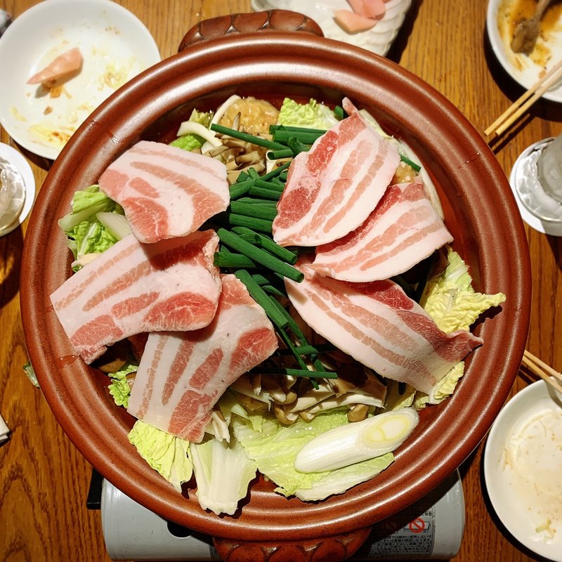 塩ちゃんこ鍋(メシ酒場 鈴木ちゃん)