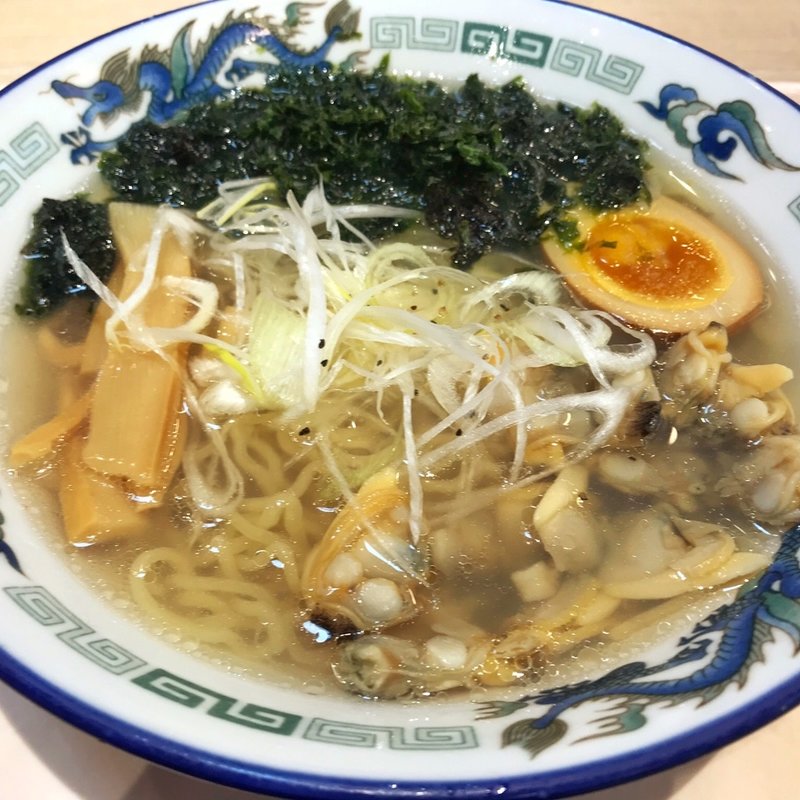 あさりとあおさの塩ラーメン(あさりらーめん波市)