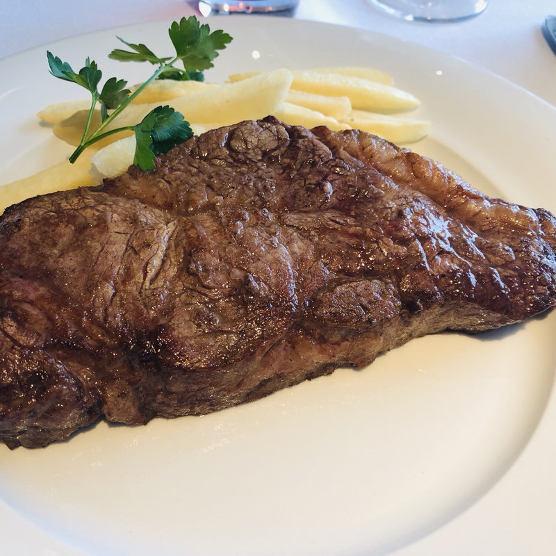 牛ステーキ(アークヒルズクラブ)