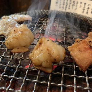 (ホルモン屋・小泉)