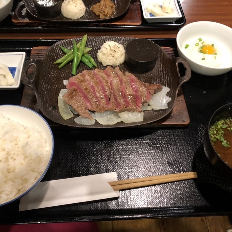 腰塚ステーキ(黒毛和牛 腰塚 自由が丘店)