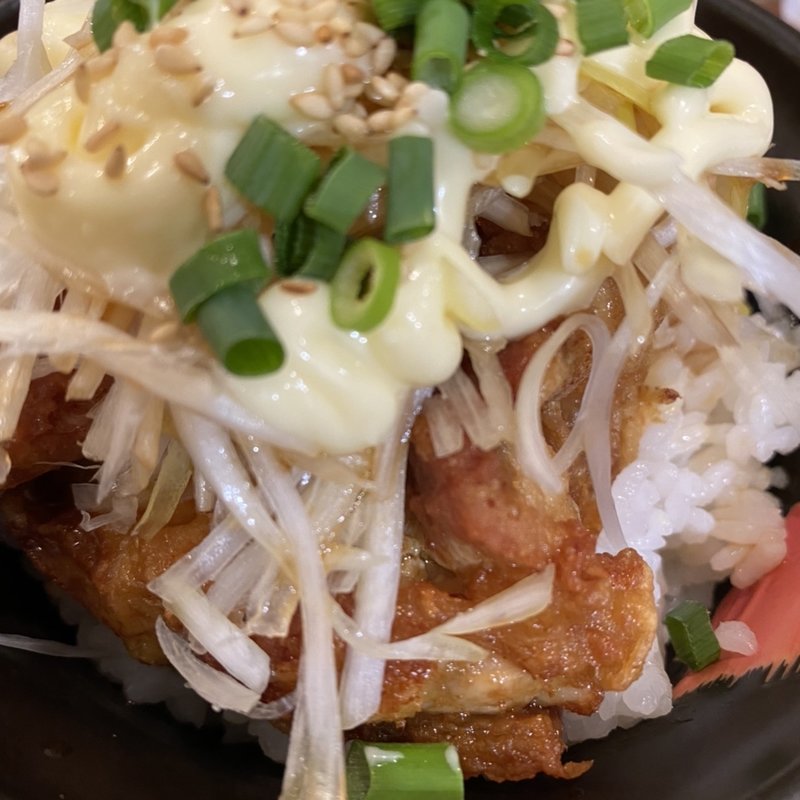 唐揚げ丼(俺流塩らーめん 神宮前店)