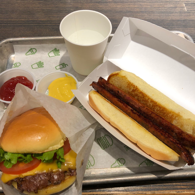 シャックバーガー&ホットドッグ(シェイクシャック 国際フォーラム)