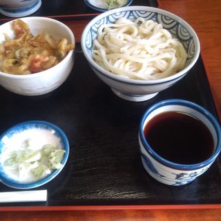 (登治うどん)