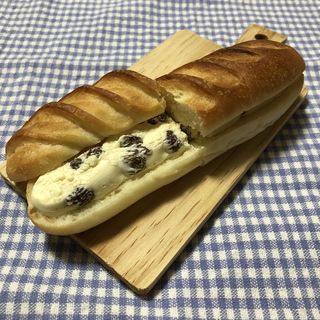 ラムレーズンのヴィエノワ(BROWN BAKERY)