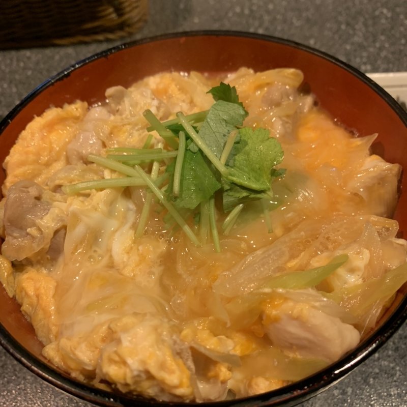 親子丼(しゅうと)