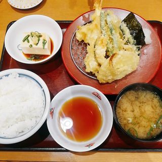 天ぷら定食(カツ丼・天丼のお店KATSURI)
