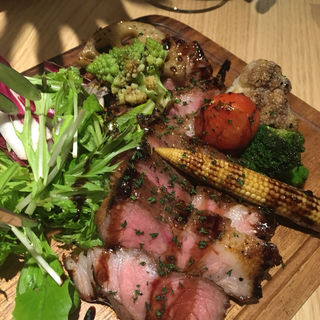 (湯島ワンズラクレット チーズバル 野菜&ワイン)