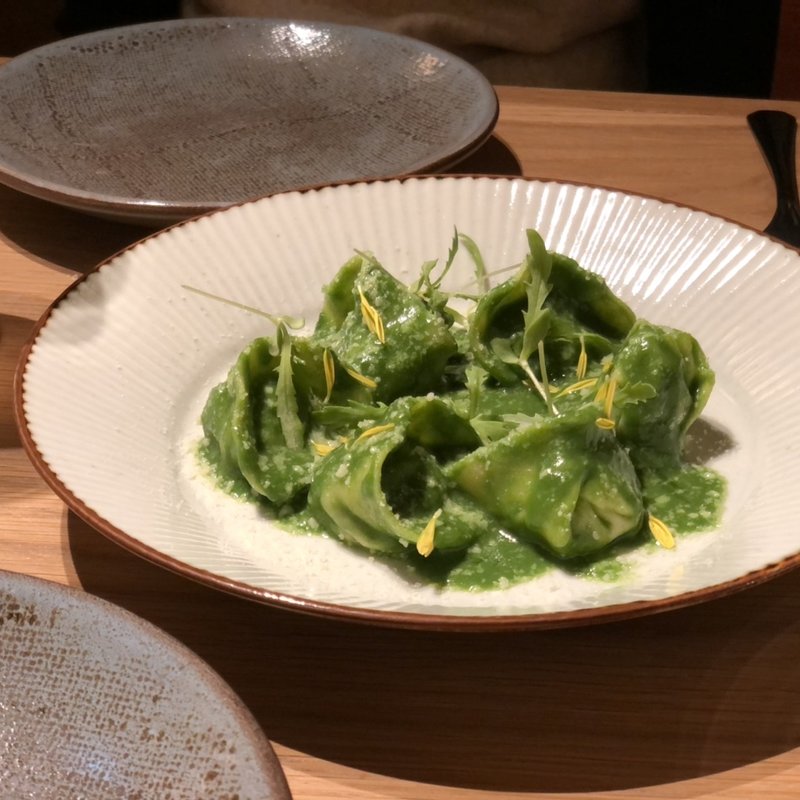 白身魚のラビオリ　春菊とパルメザンチーズ(ARBOR)