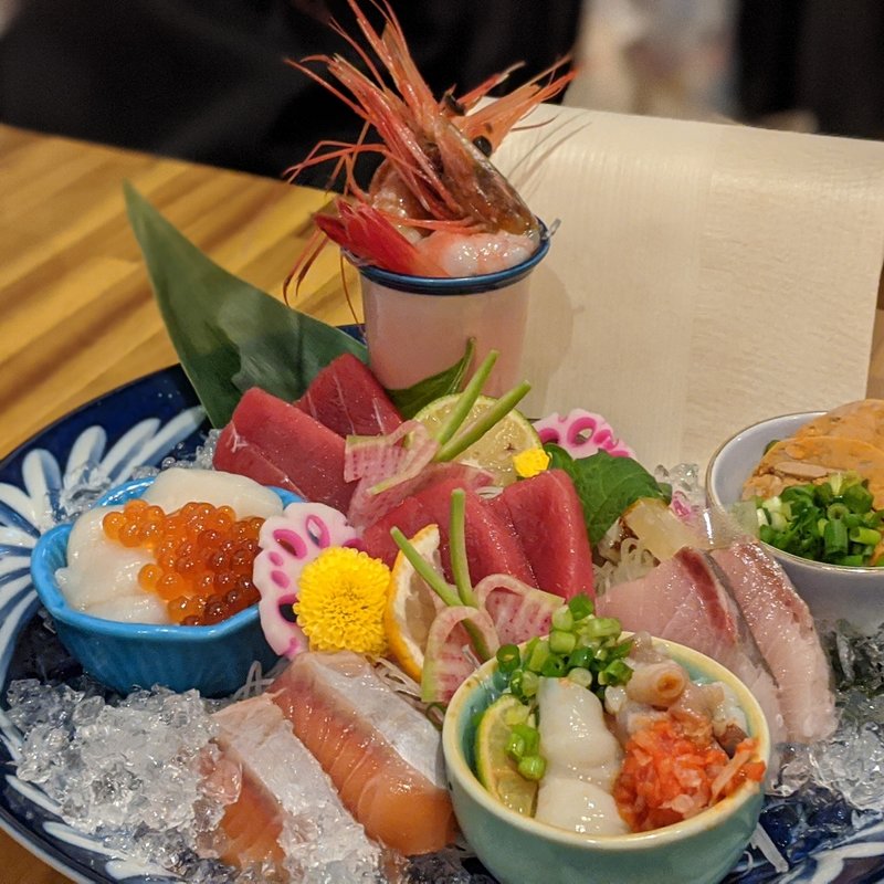 造り盛り合わせ(海鮮×肉×鉄板バル okiumiya)