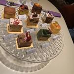 ケーキセット(パティスリー パブロフ 元町本店)