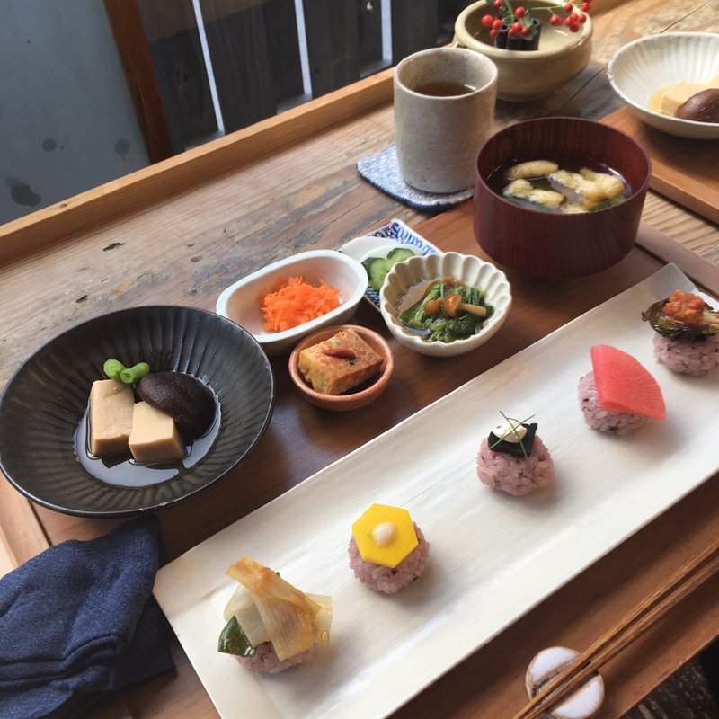 野菜寿司膳(石見銀山 群言堂 西荻窪（暮らしの研究室）)
