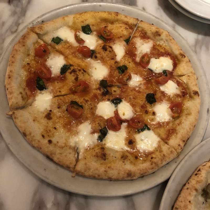 マルゲリータDOC(800°DEGREES NEAPOLITAN PIZZERIA NEWoMan新宿)