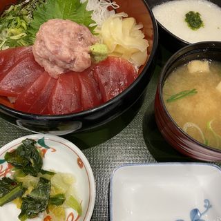 鮪ネギトロ丼(岩舟ゴルフ倶楽部レストラン )