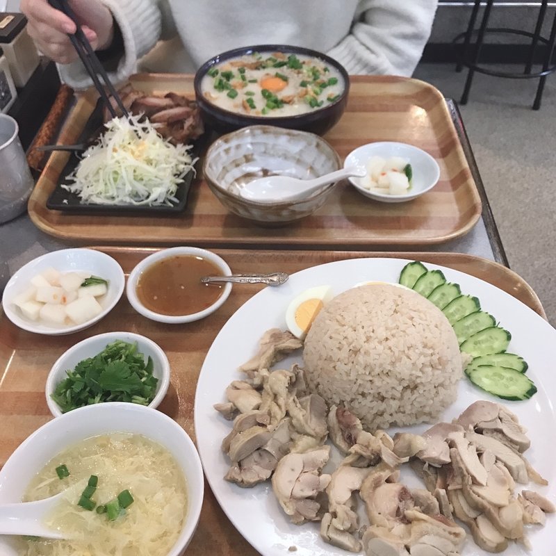 カオマンガイ(タイ料理エバン 中央区中央店)