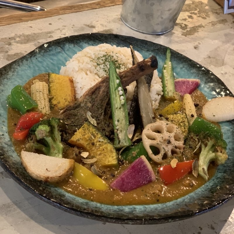 ラムチョップのルーカレー(Samurai.Cafe)