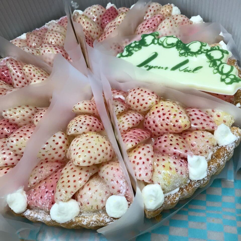 白いちごのタルト(キルフェボン)