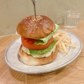 アボカドモッァツレラチーズバーガー(No.18 （ナンバージュウハチ）)