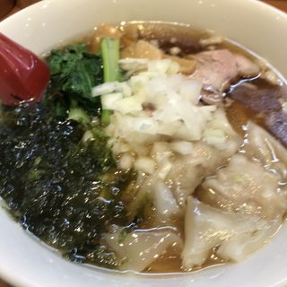 背脂煮干ワンタン麺(神田らぁめん悠 （神田らぁめんHARUKA）)