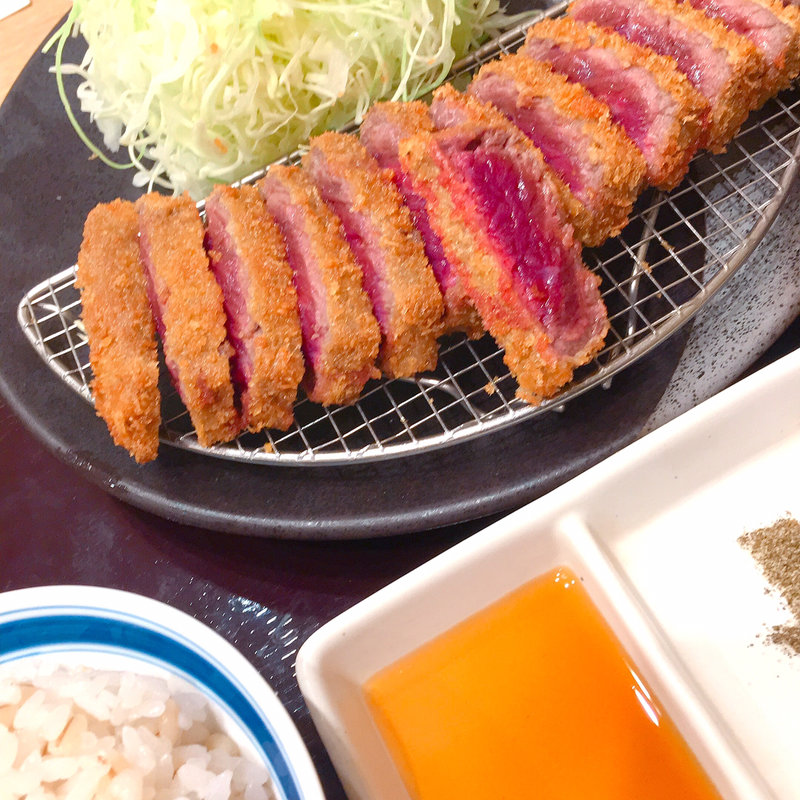 特上黒毛和牛サーロインカツ京とろろ膳(牛カツ専門店 京都勝牛 京都駅前 )