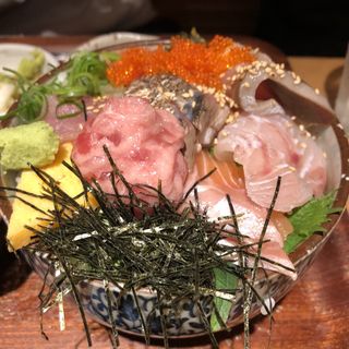 選べる海鮮丼(うみの食堂)