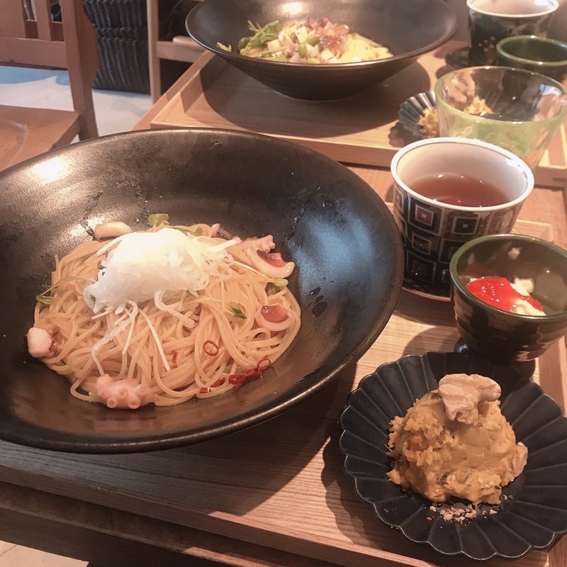 たことしゃきしゃき大根の醤油風味(こなな　下北沢店)