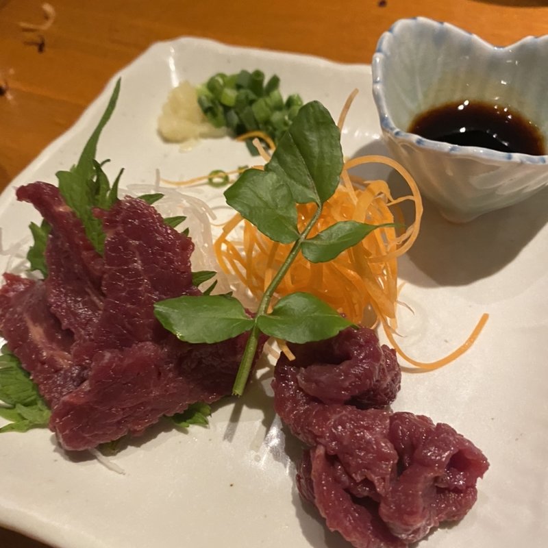 馬刺し(日本酒と肴 あらばしり 門前仲町)